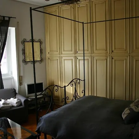 Le Fate Apartments-3